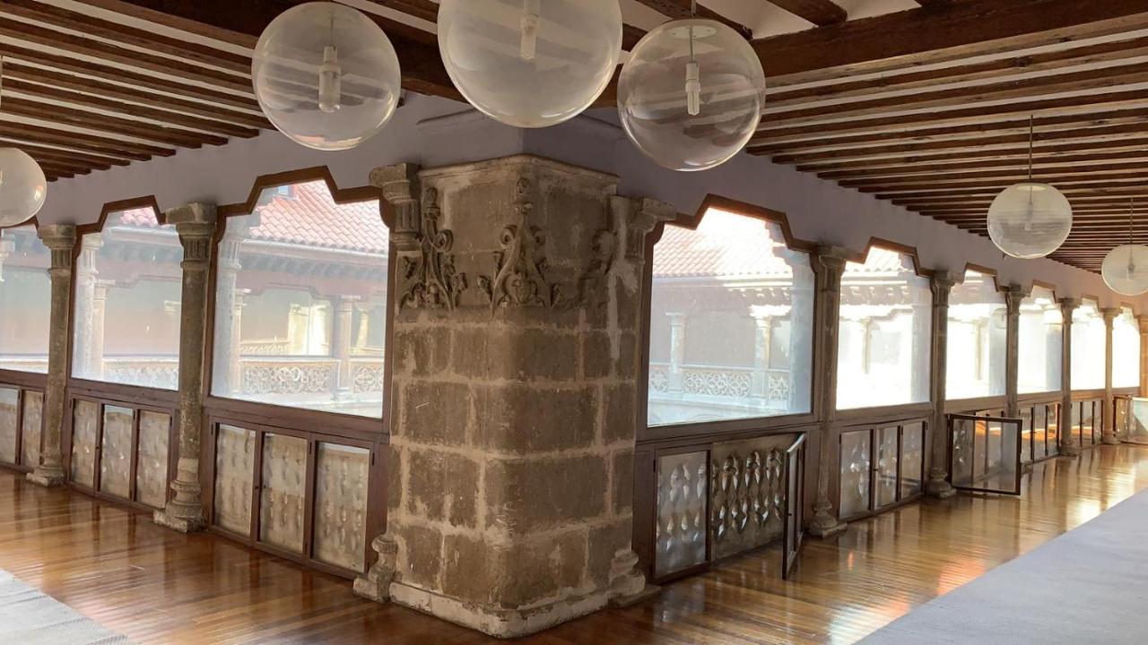 Claustro Las Francesas Siglo XV Valladolid Esterno foto